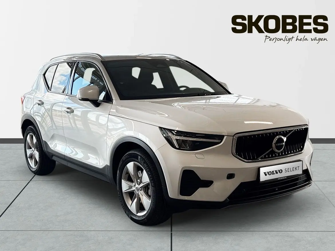 Volvo XC40 2025