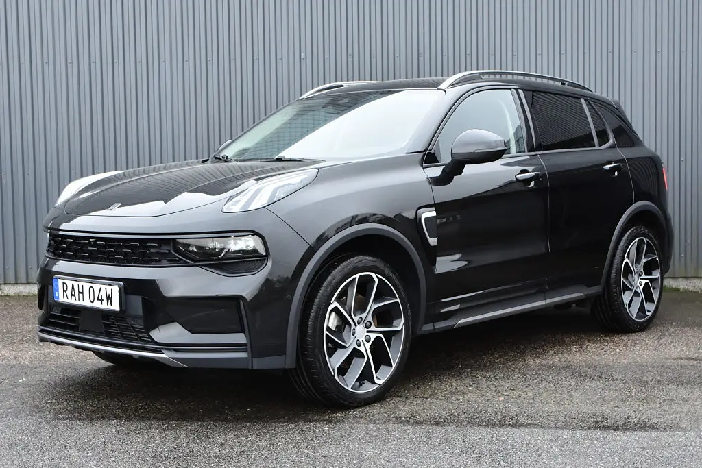 Lynk & Co 01 2022