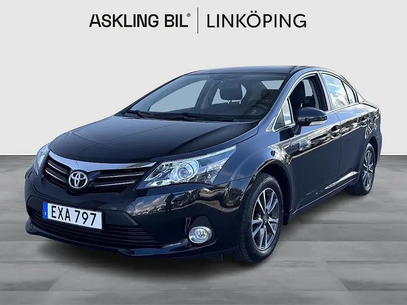 Toyota Avensis 2015