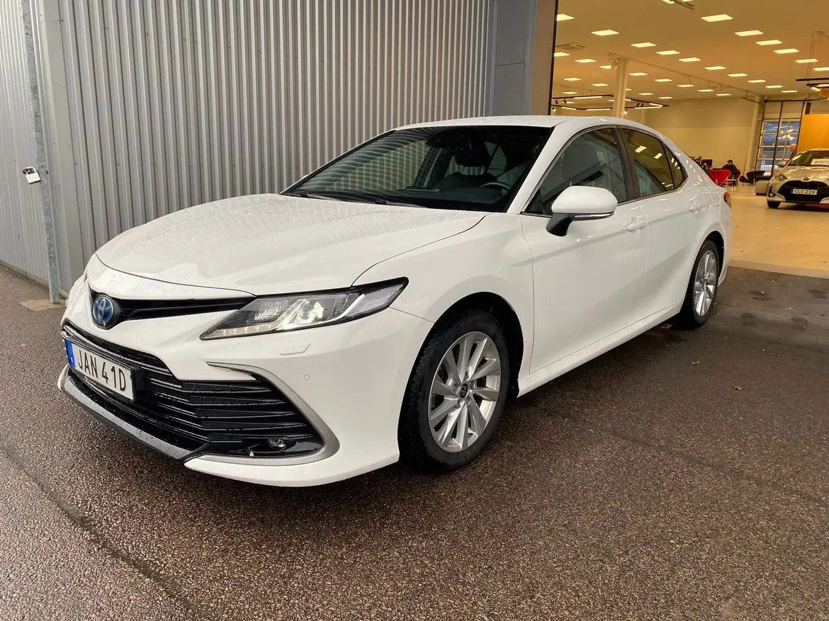 Toyota Camry 2023