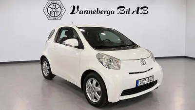 Toyota iQ
