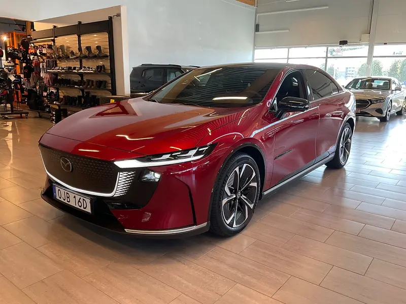 Mazda 6e 2025