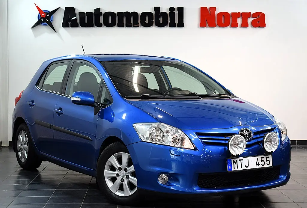 Toyota Auris 2012