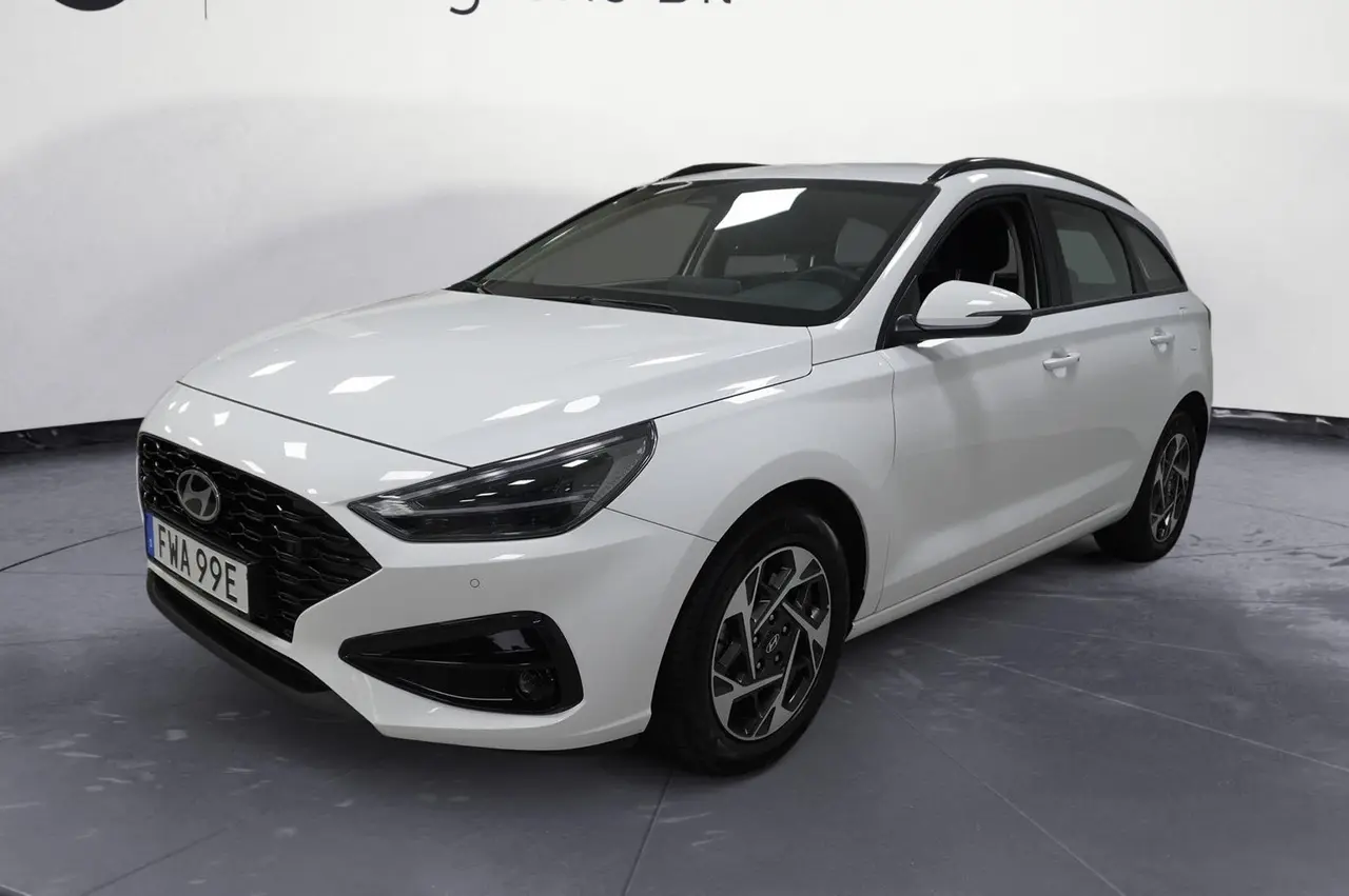 Hyundai i30 2025