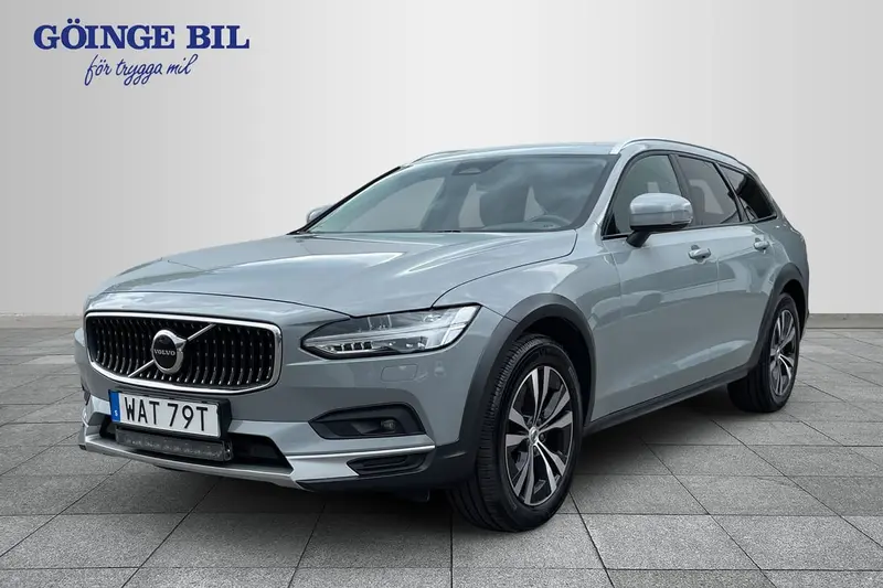 Volvo V90 2024