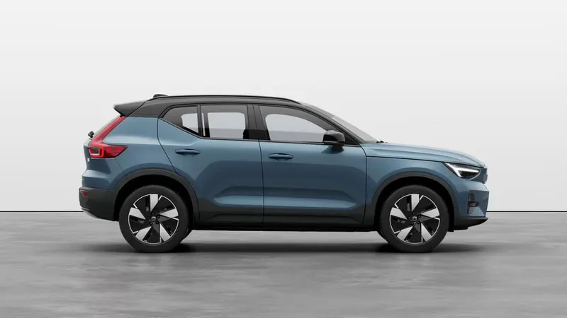 Volvo XC40 2024