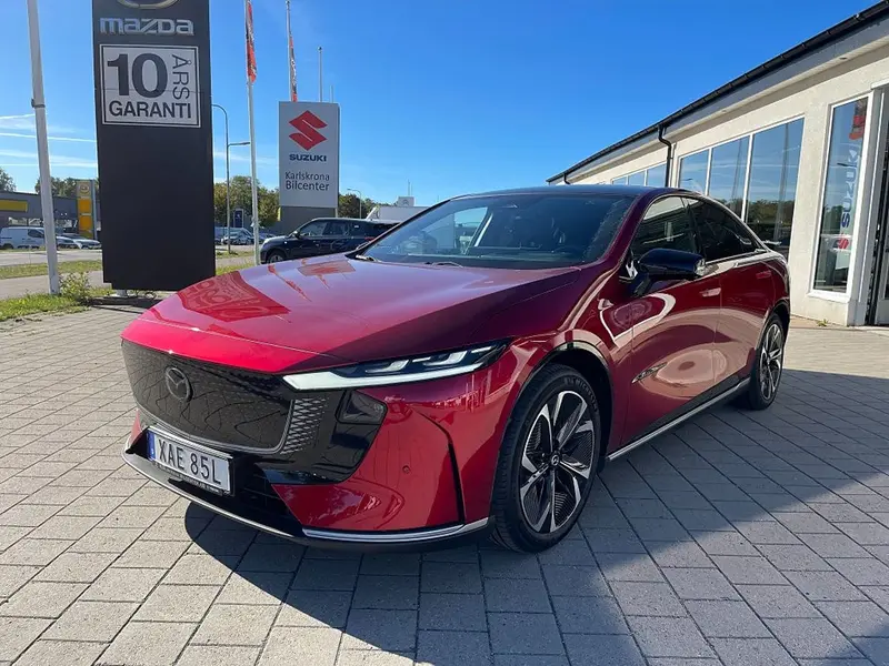 Mazda 6e 2025