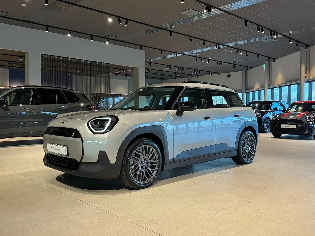 MINI Aceman 2025