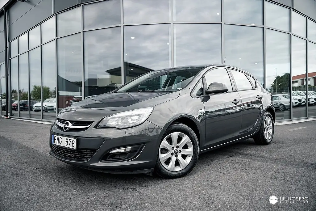 Opel Astra 2014