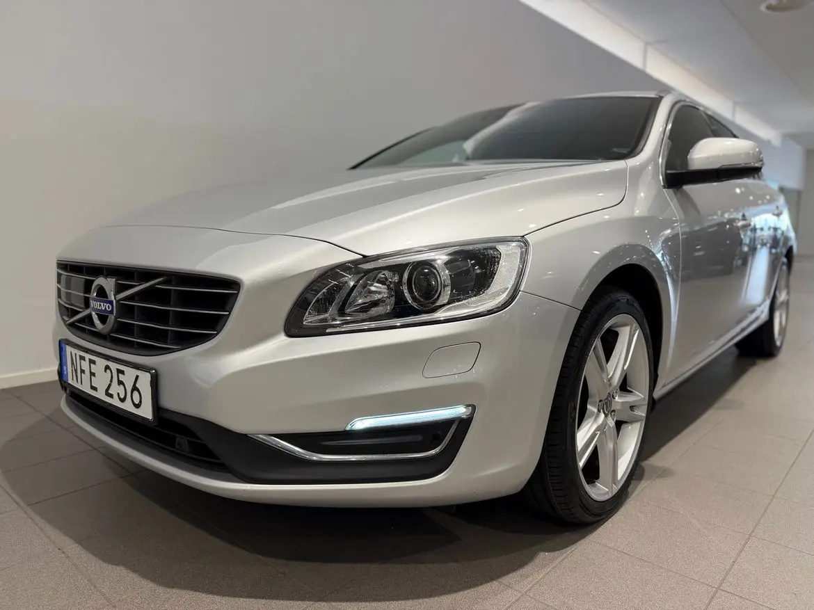 Volvo V60 2018