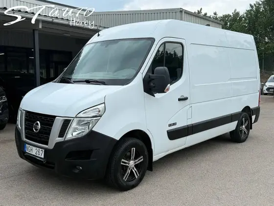 Nissan NV400