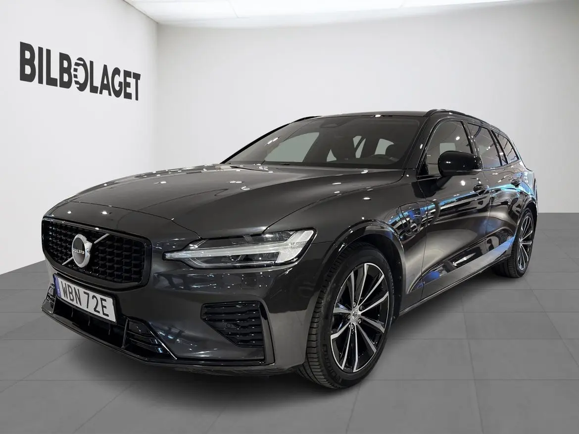 Volvo V60 2025