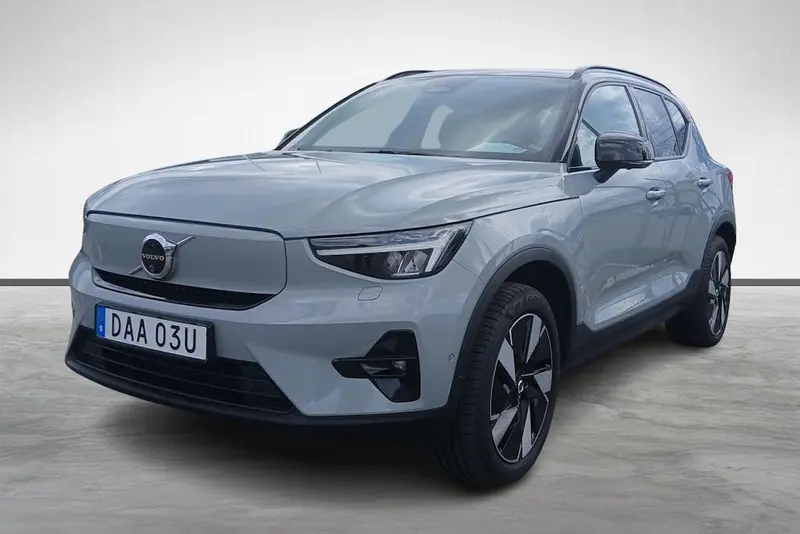 Volvo EX40 2025
