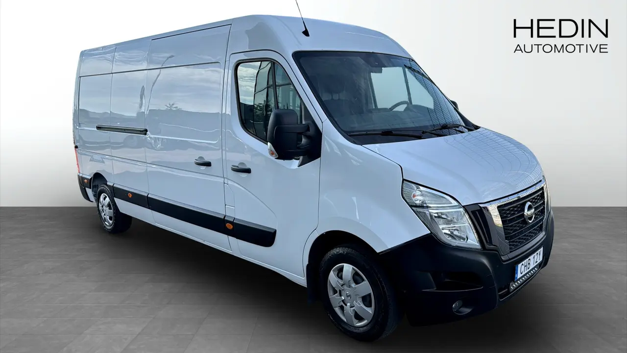 Nissan NV400 2021