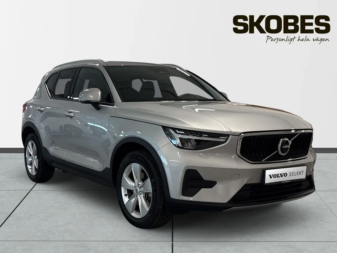 Volvo XC40 2025