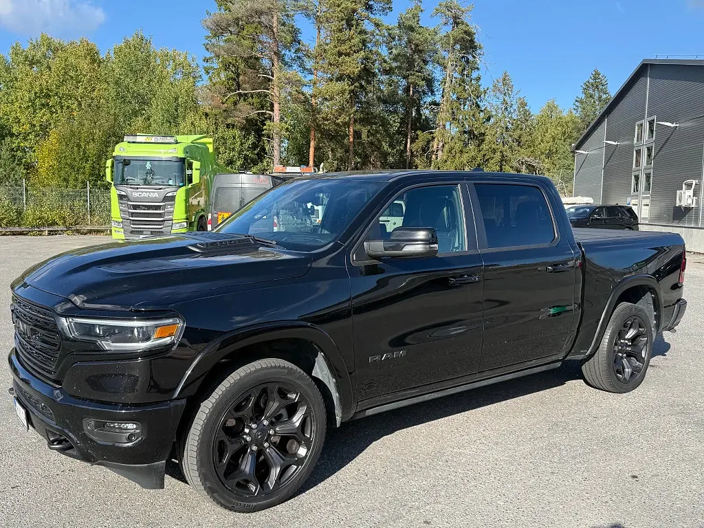 RAM 1500 2023