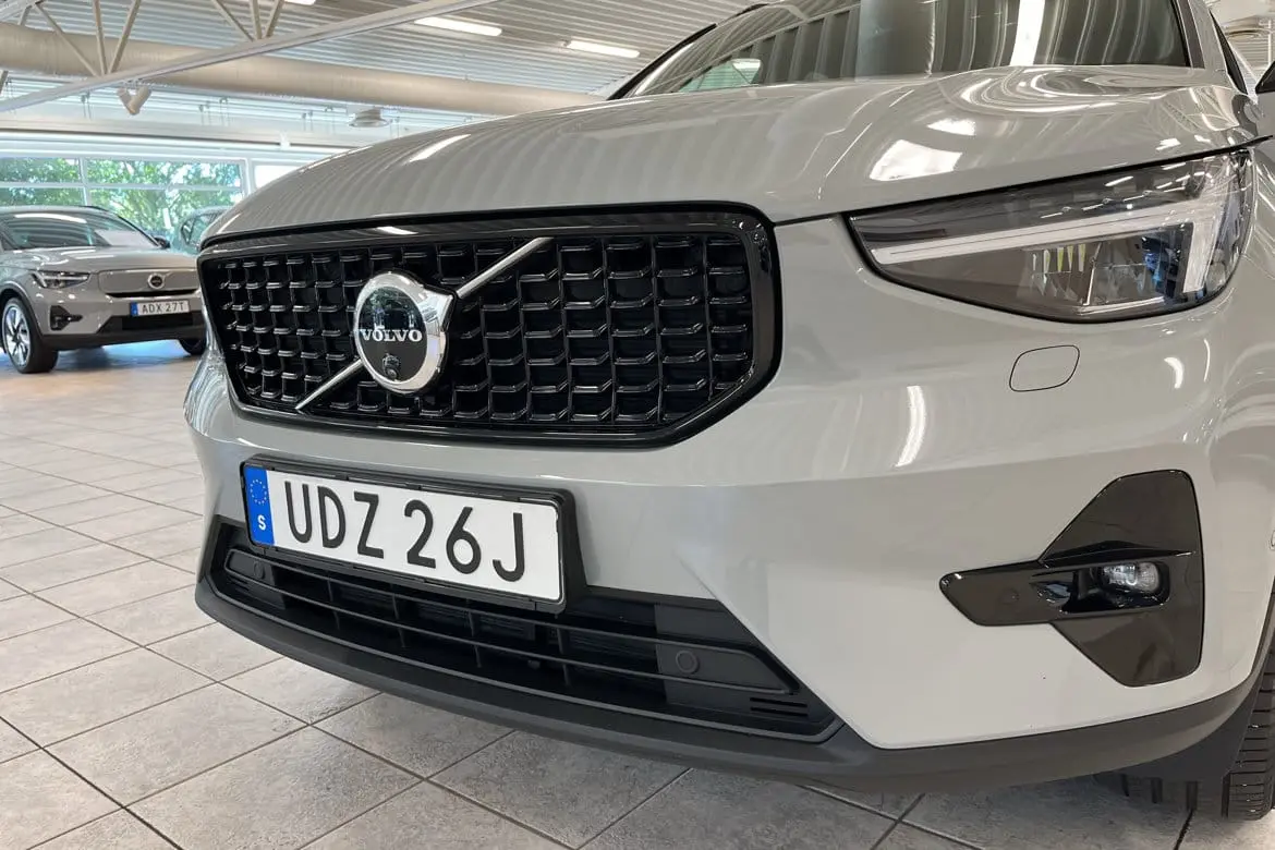 Volvo XC40 2025