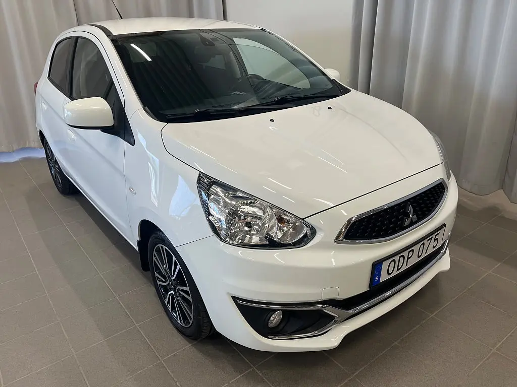 Mitsubishi Space Star 2016
