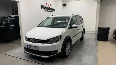 Volkswagen CrossTouran 7-seater