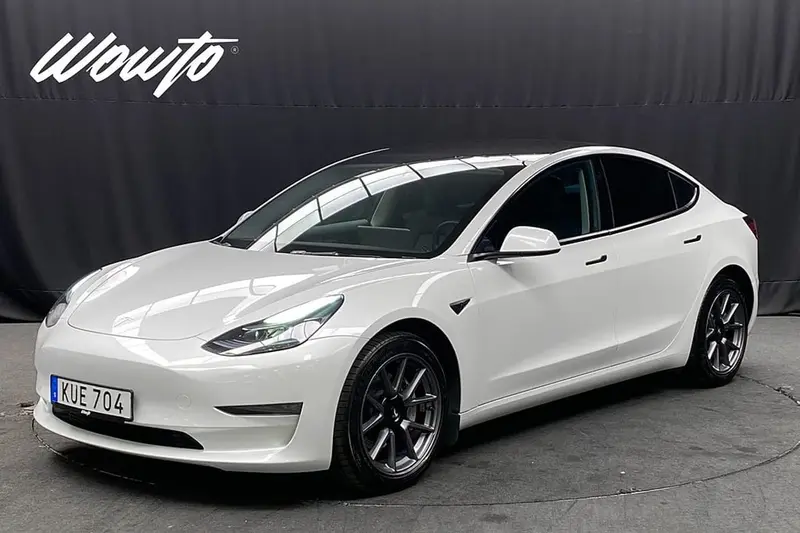 Tesla Model 3 2023
