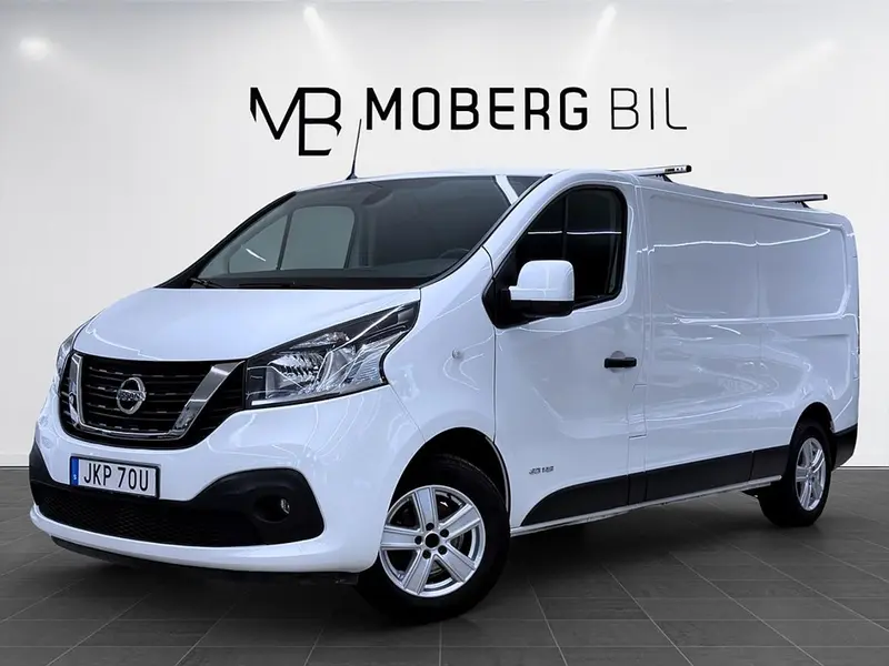 Nissan NV300 2021