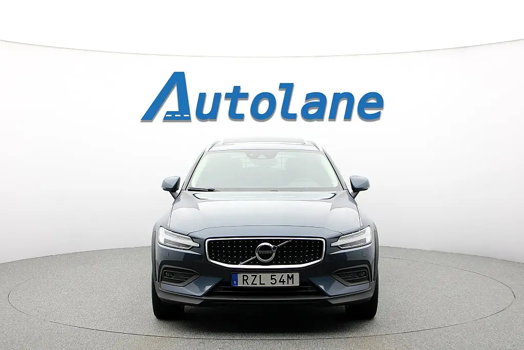 Volvo V60 2022