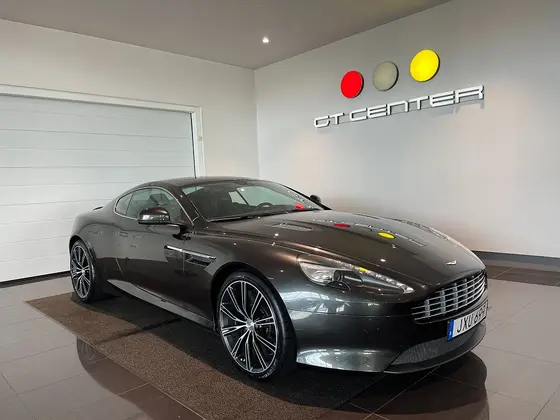 Aston Martin DB9