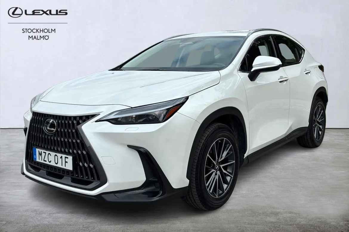 Lexus NX 2023