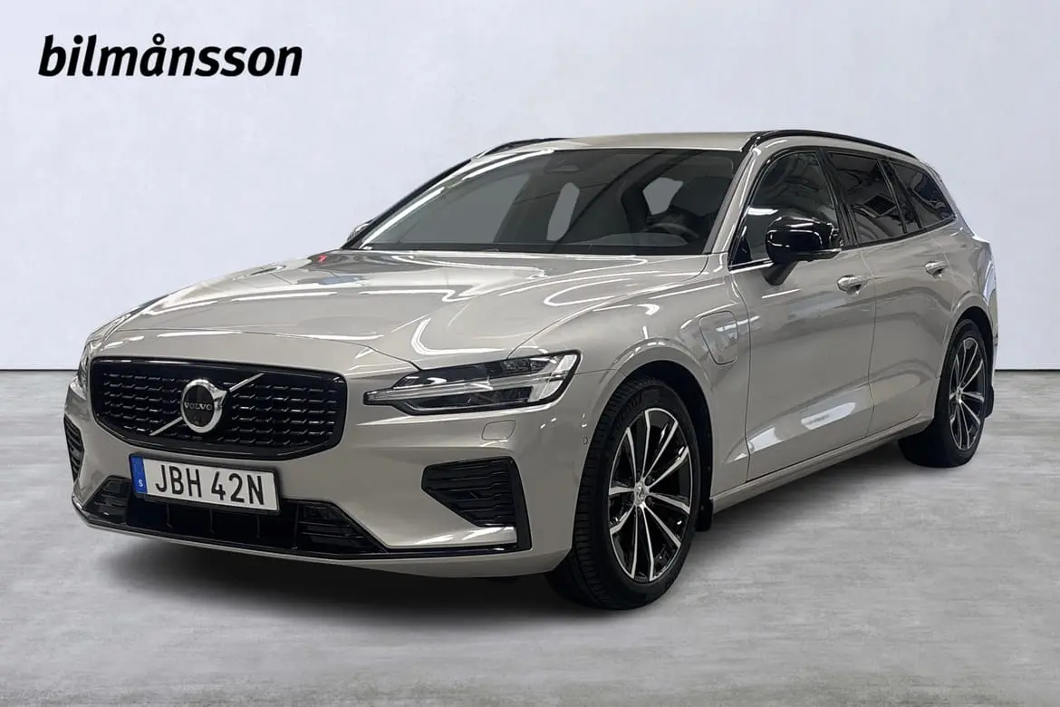 Volvo V60 2025