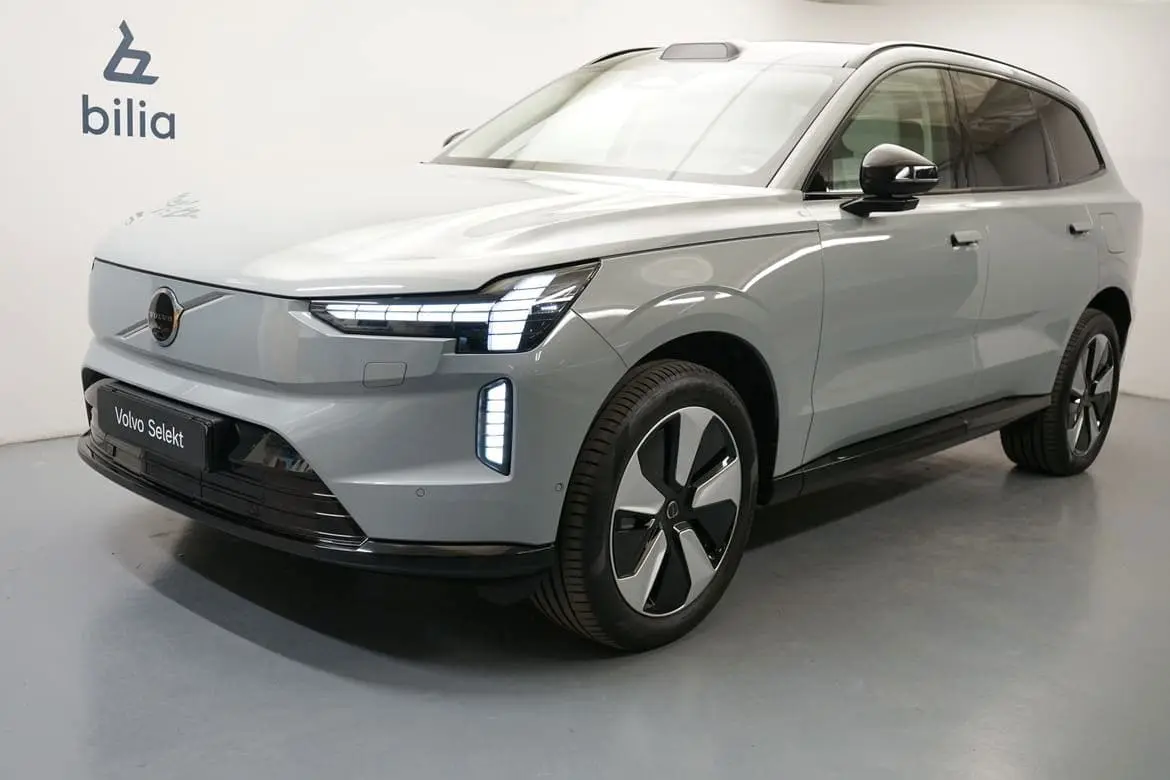 Volvo EX90 2025