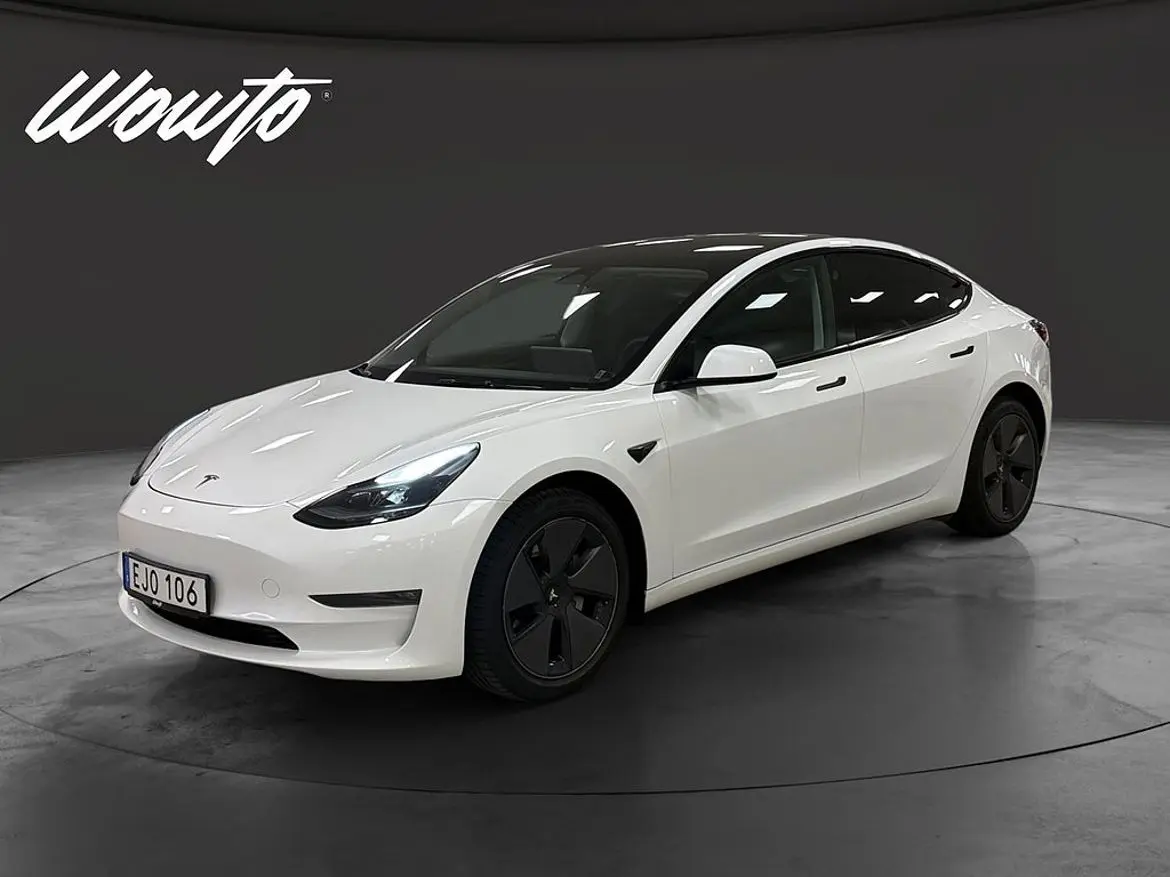Tesla Model 3 2023