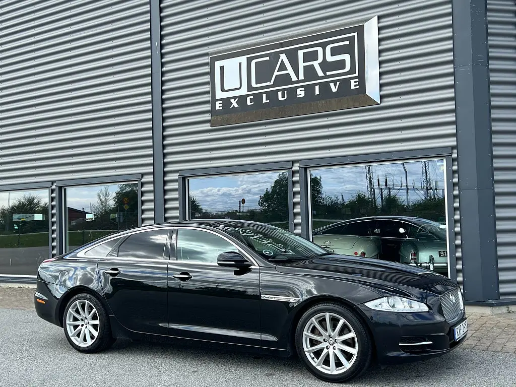 Jaguar XJ 2011