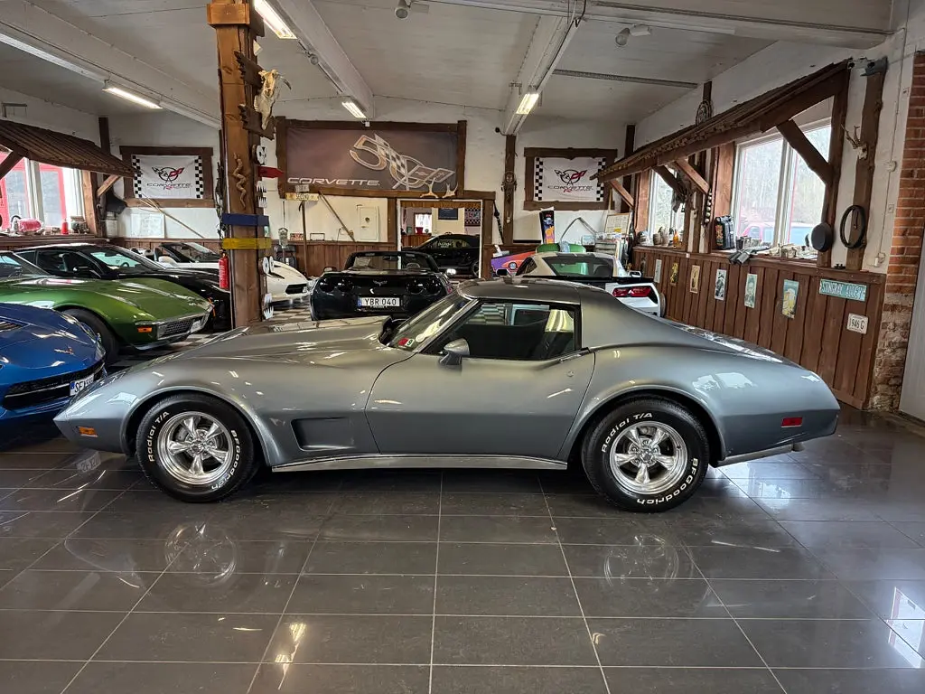 Chevrolet Corvette 1976