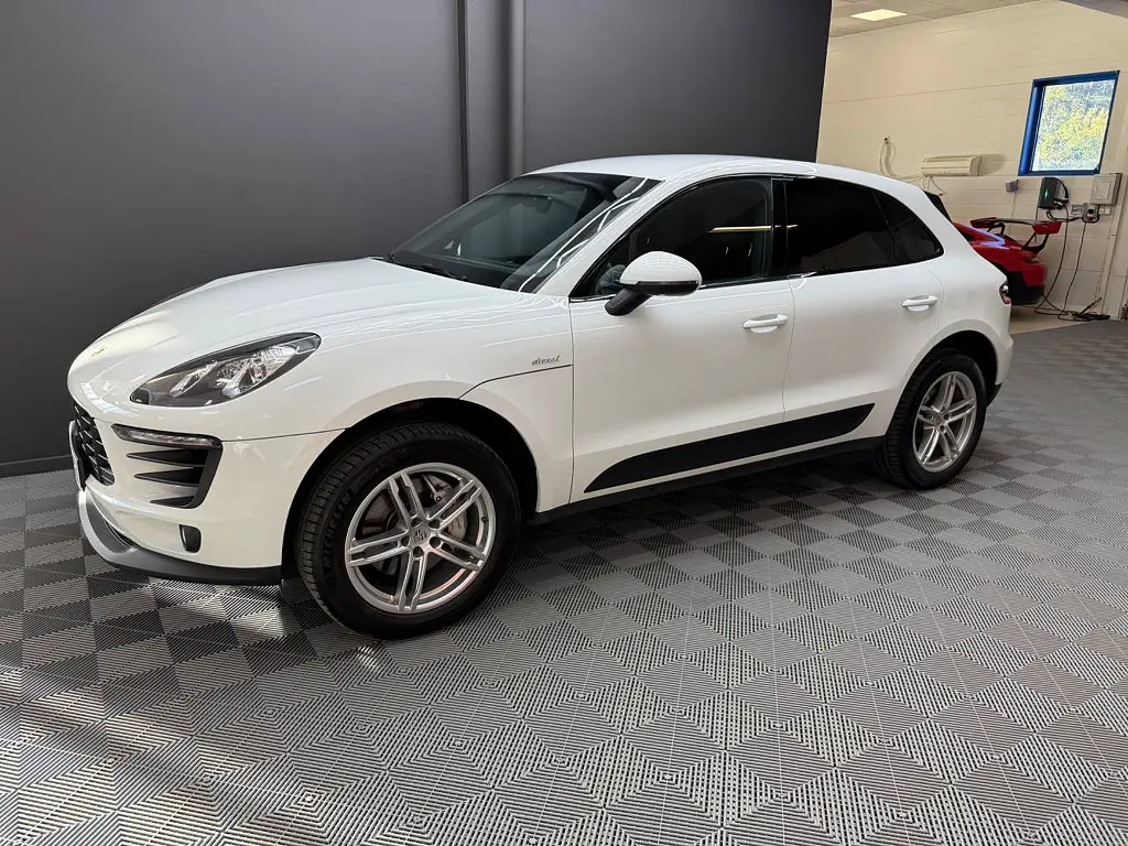 Porsche Macan 2016