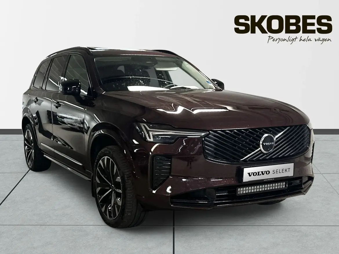 Volvo XC90 2025
