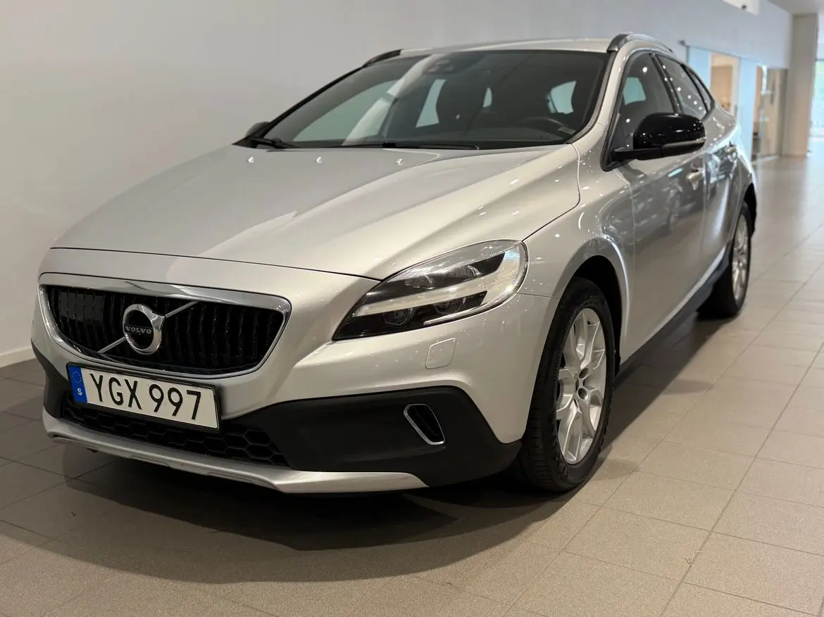 Volvo V40 2017