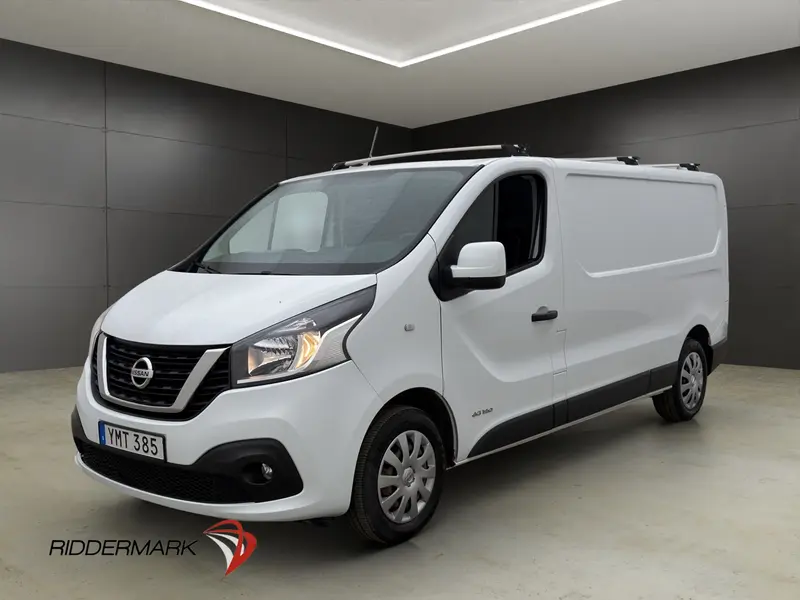 Nissan NV300 2017