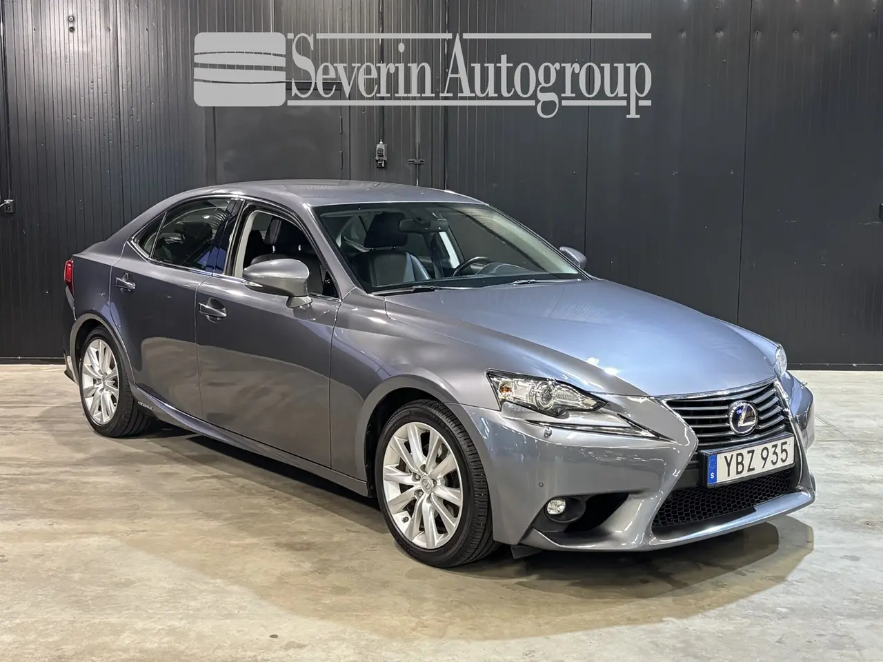 Lexus IS 2016