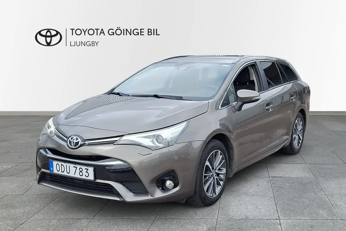 Toyota Avensis 2016