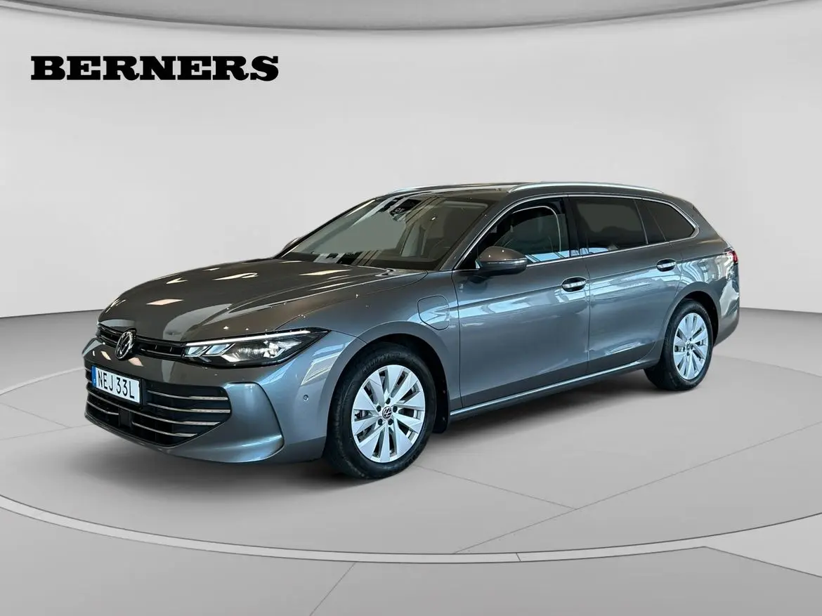 Volkswagen Passat 2025
