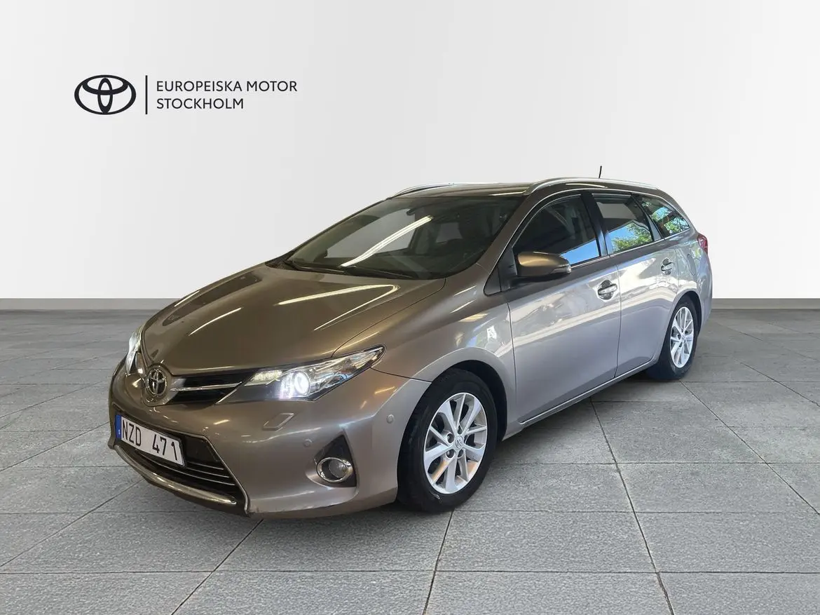 Toyota Auris 2014
