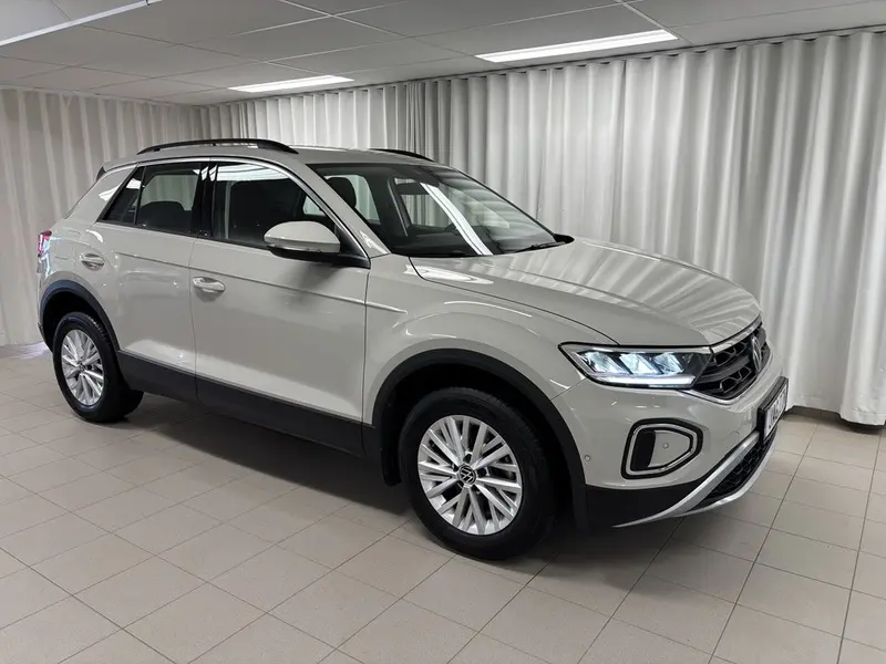 Volkswagen T-Roc 2023