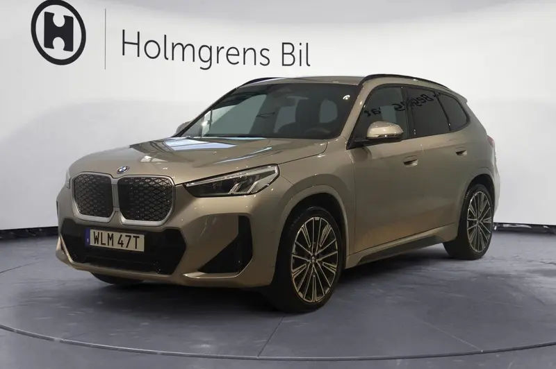 BMW iX1 2026