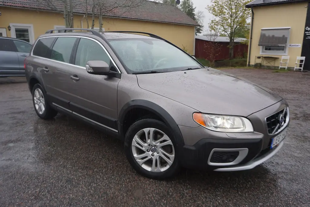 Volvo XC70 2011