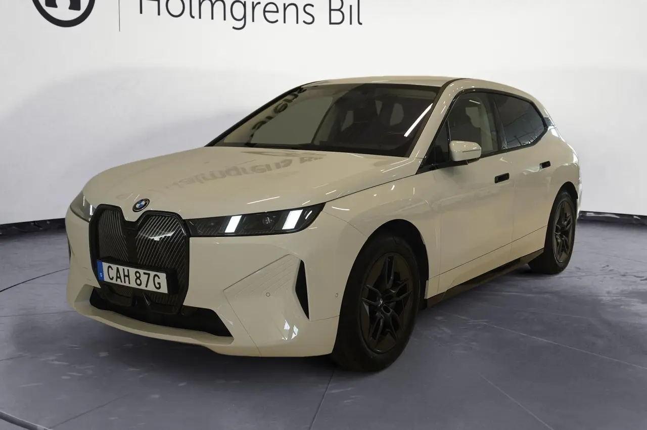 BMW iX 2025