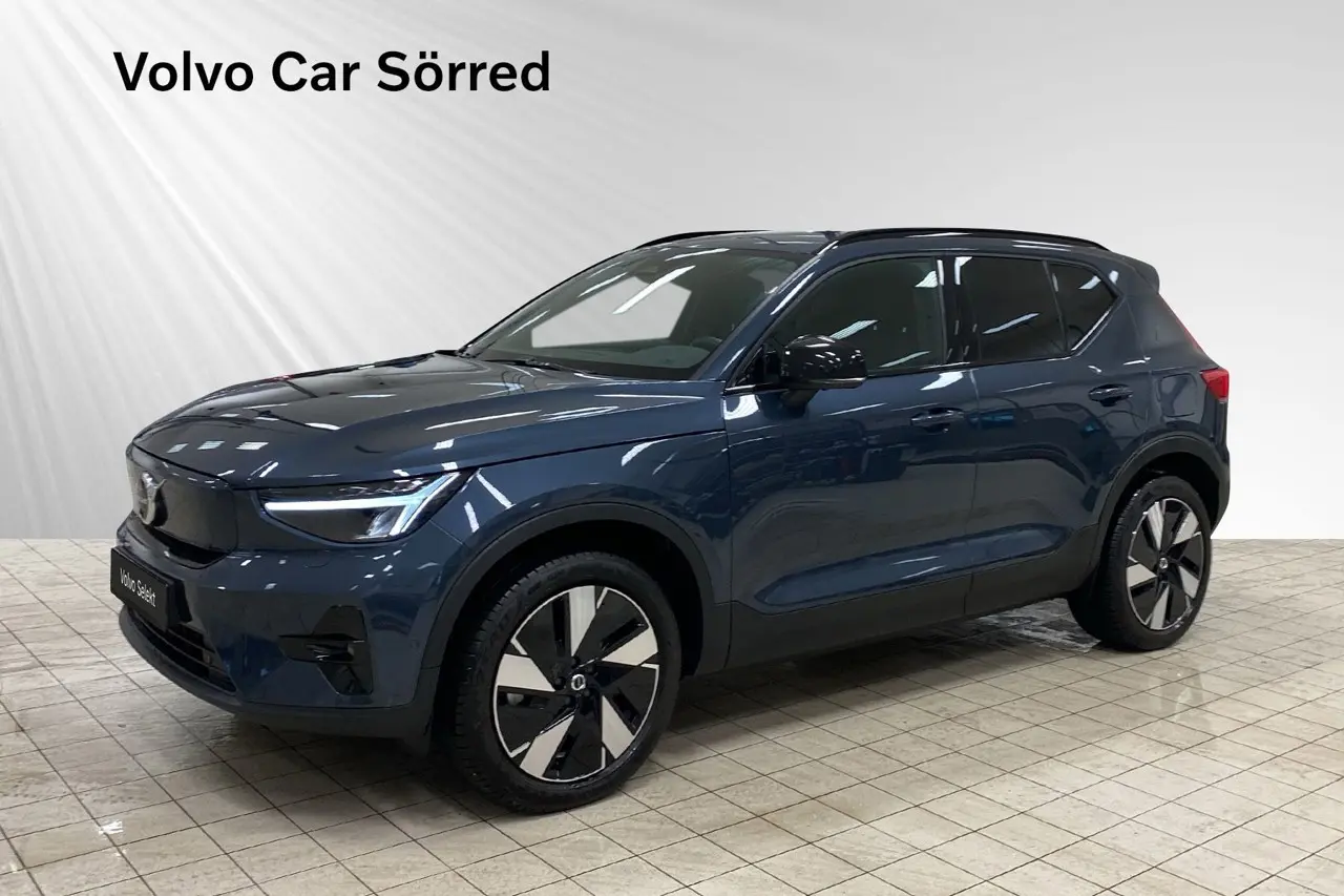 Volvo EX40 2026