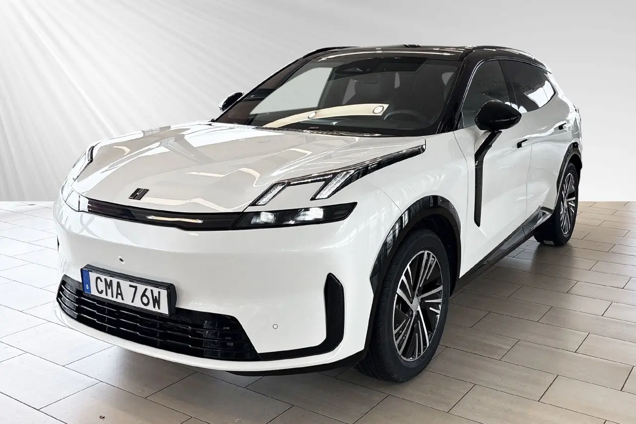 Lynk & Co 08 2025