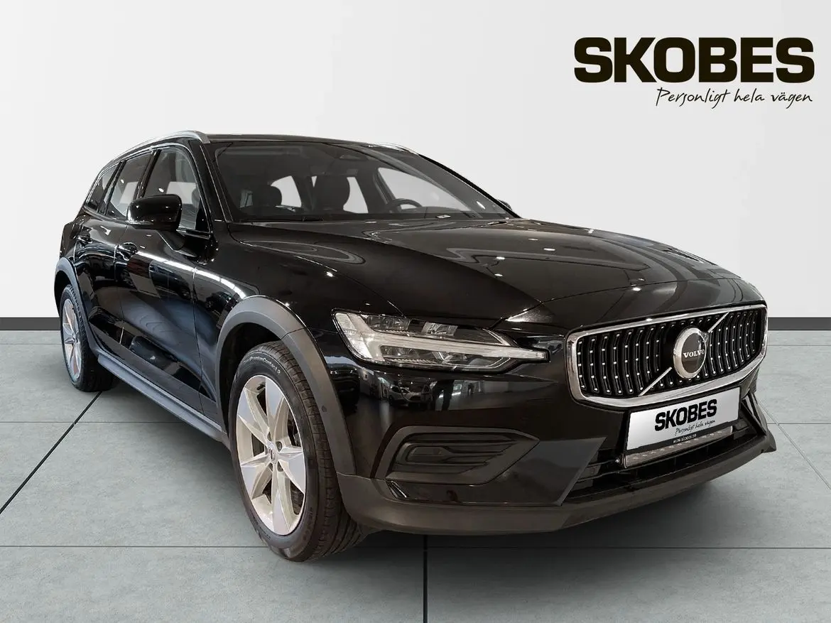 Volvo V60 2023