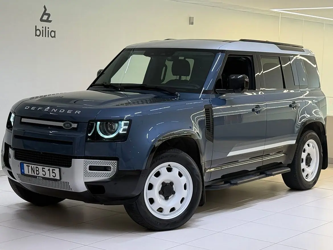 Land Rover Defender 2024