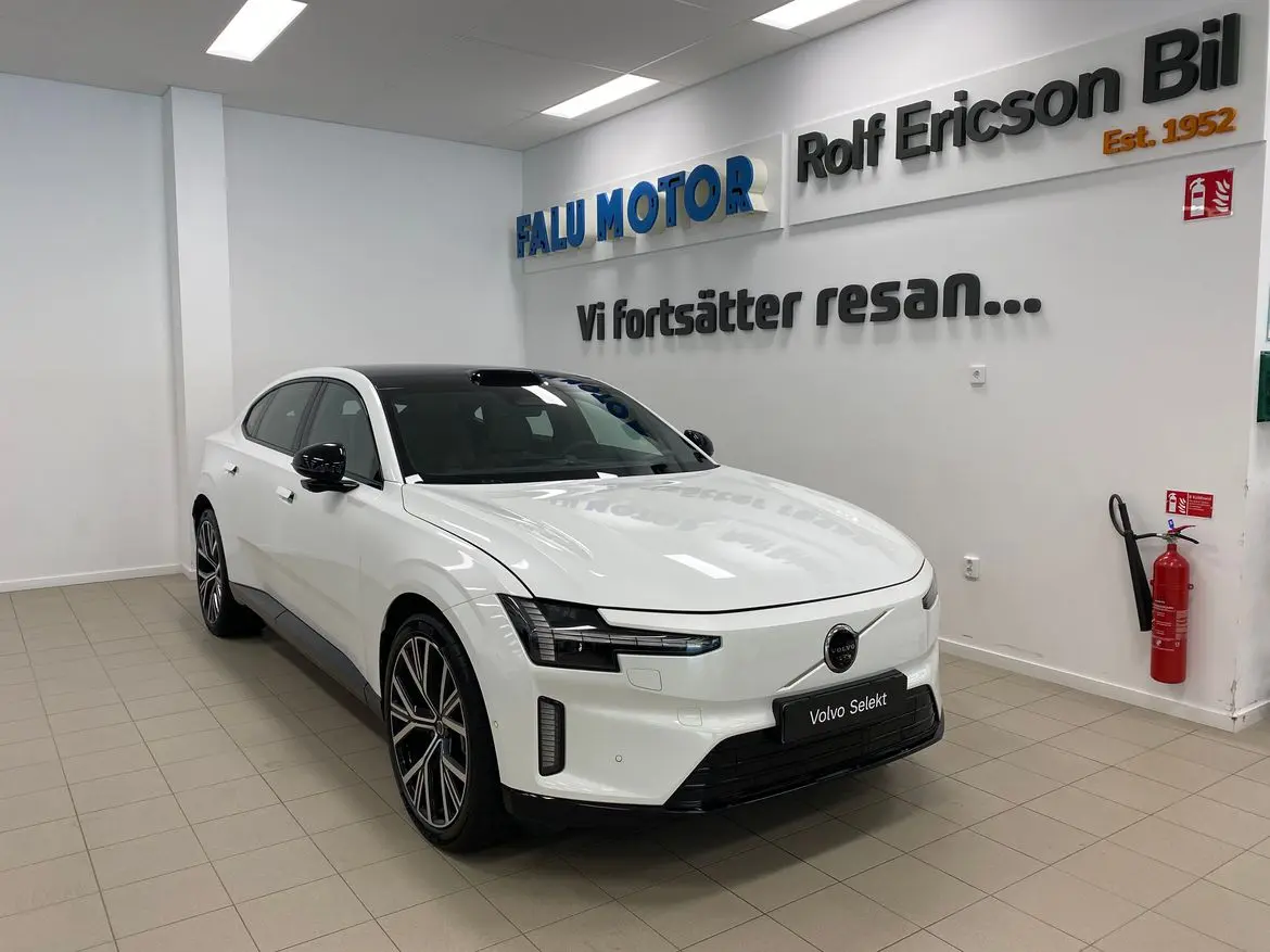 Volvo ES90 2026
